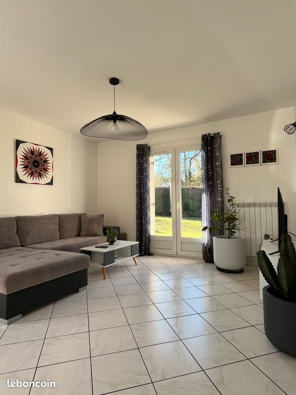 Maison à louer, 114m², Oyonnax