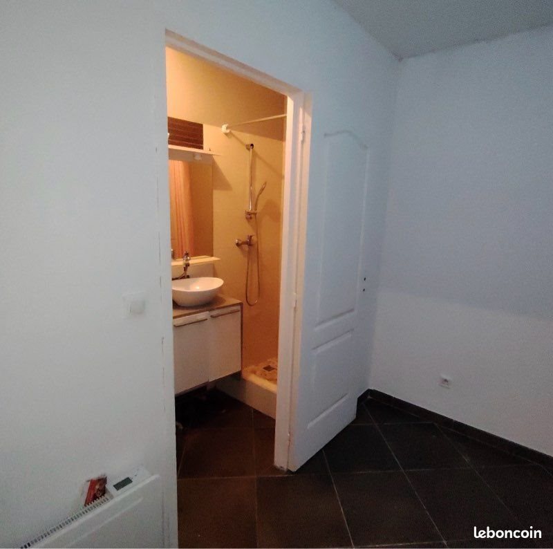 Appartement à louer, 25m², Pézenas