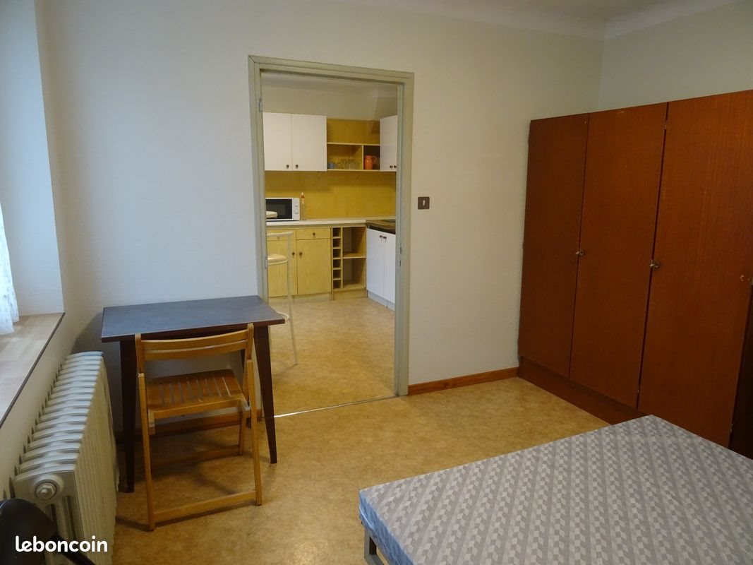 Appartement à louer, 22m², Naucelle