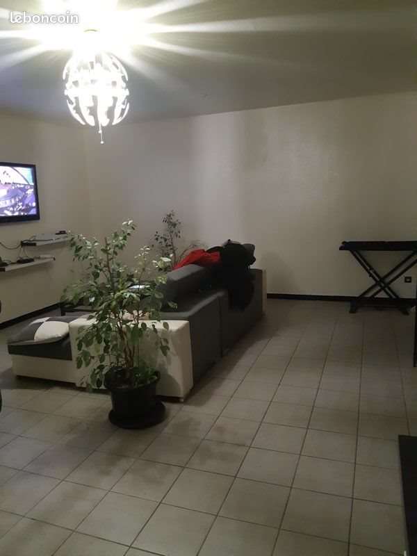 Appartement à louer, 60m², Miramas