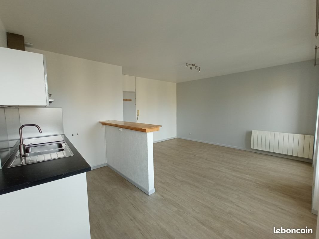 Appartement à louer, 53m², Saint-Jean-d'Angély