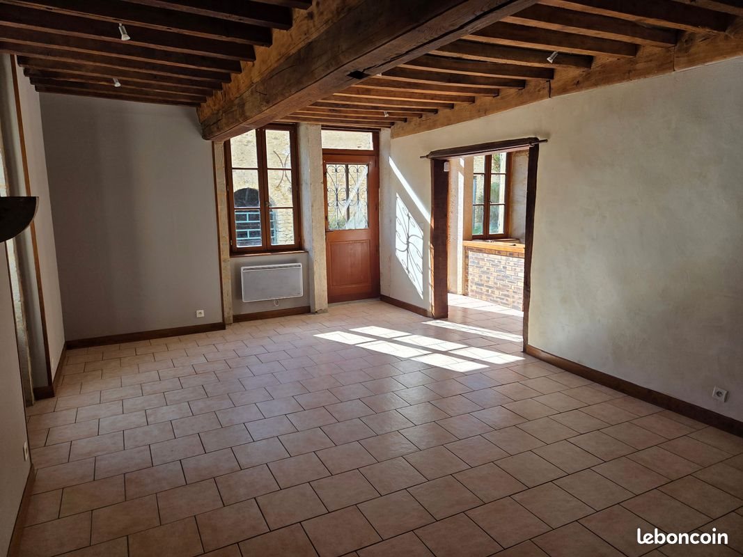 Maison à louer, 126m², Givry