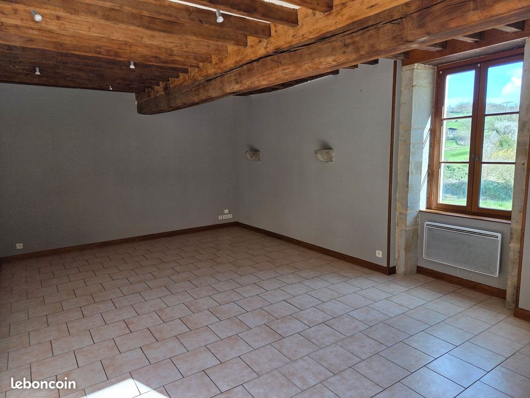 Maison à louer, 126m², Givry