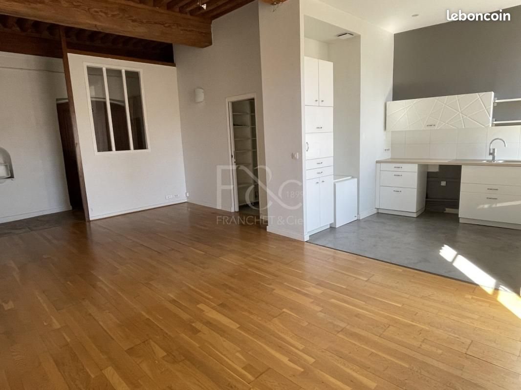 Appartement à louer, 143m², Lyon 2ème