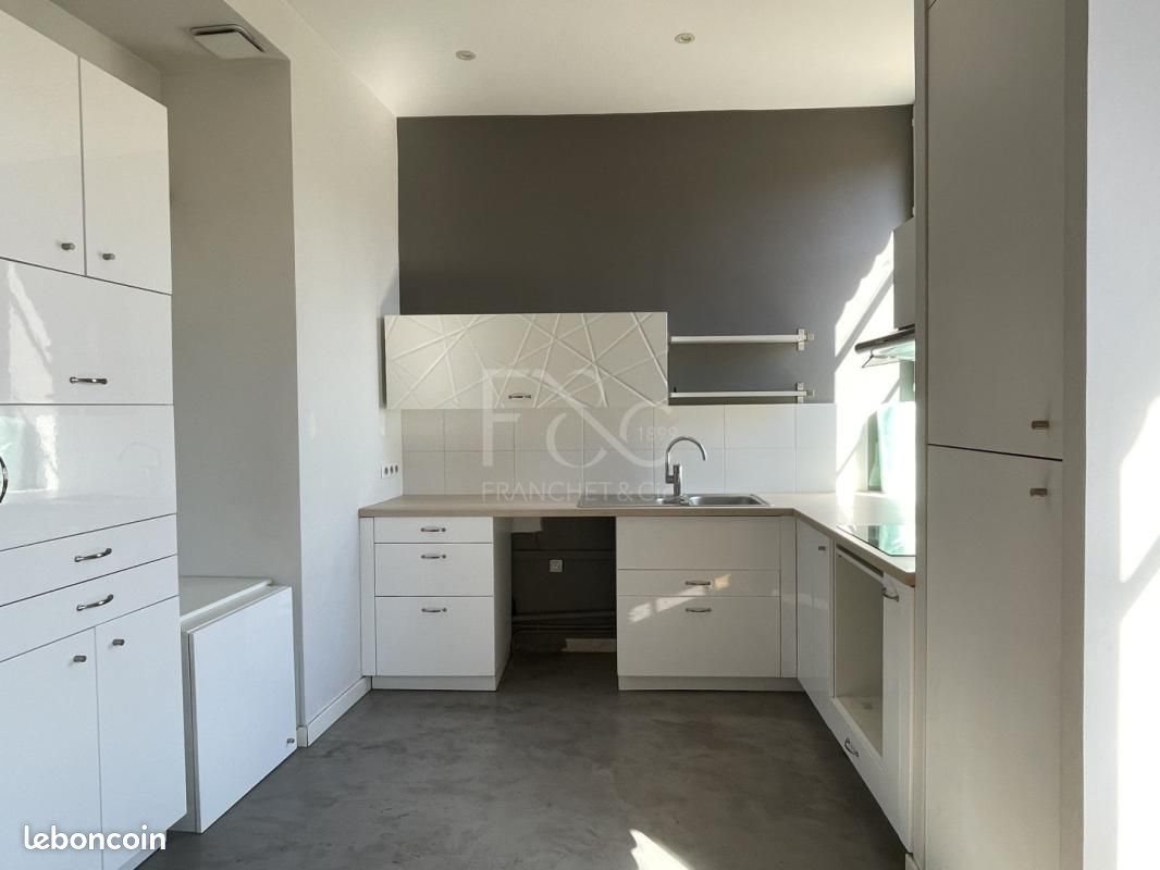 Appartement à louer, 143m², Lyon 2ème