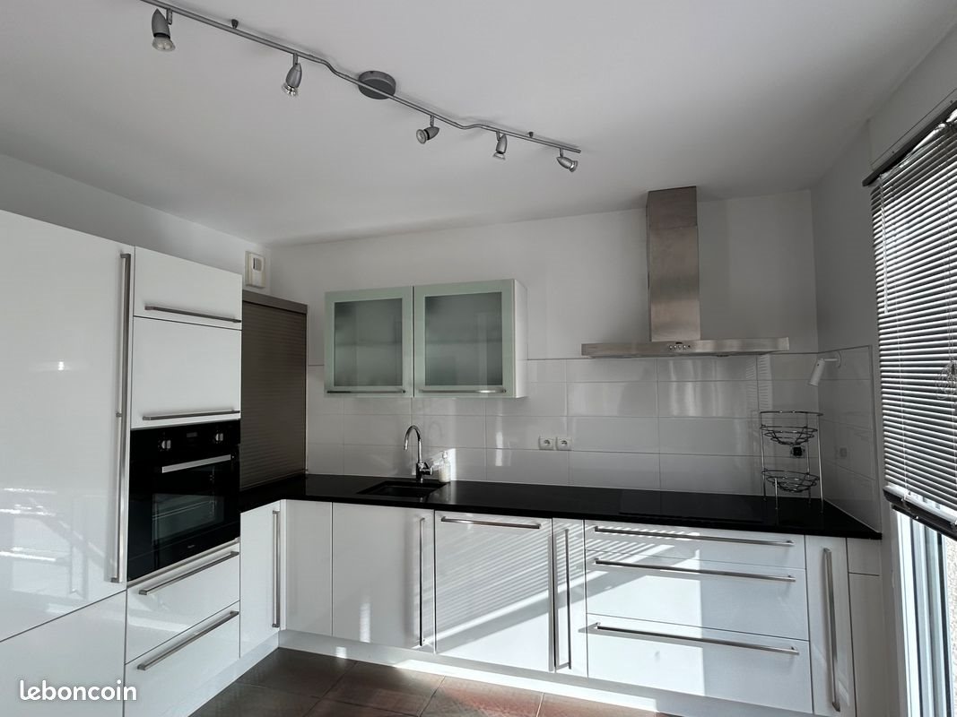 Appartement à louer, 104m², Thoiry