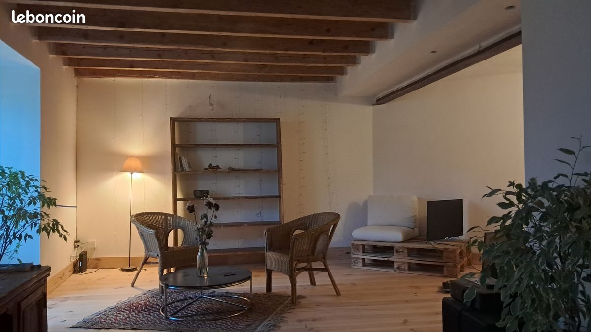 Maison à louer, 120m², Chasseneuil-sur-Bonnieure