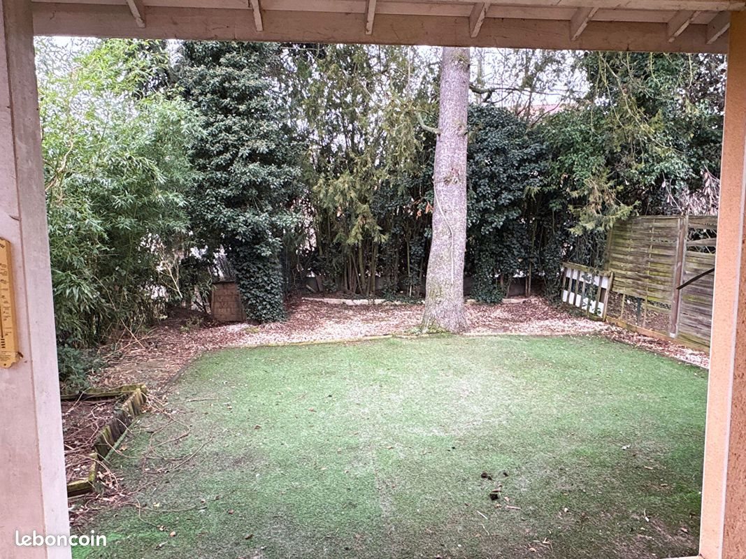 Maison à louer, 107m², Orliénas