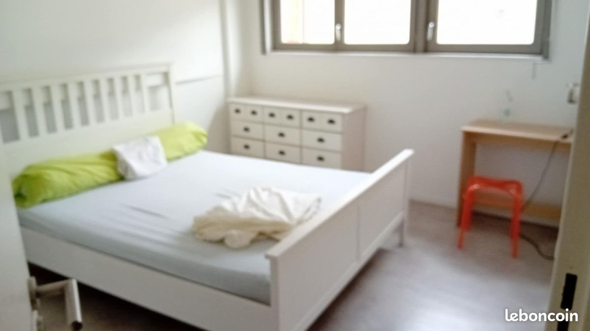 Appartement à louer, 70m², Paris 18ème