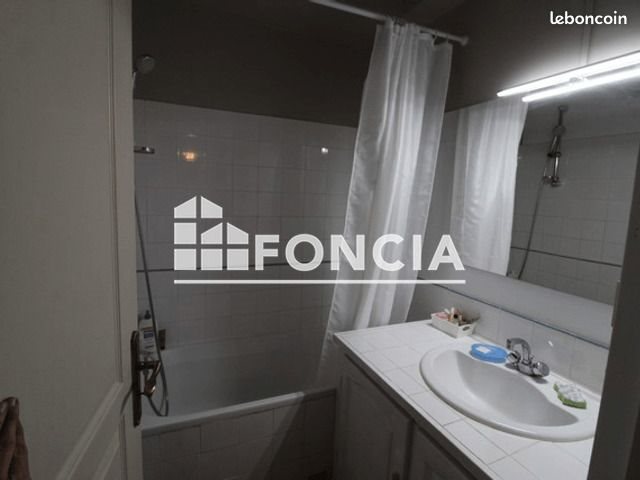 Appartement à louer, 74m², Nîmes