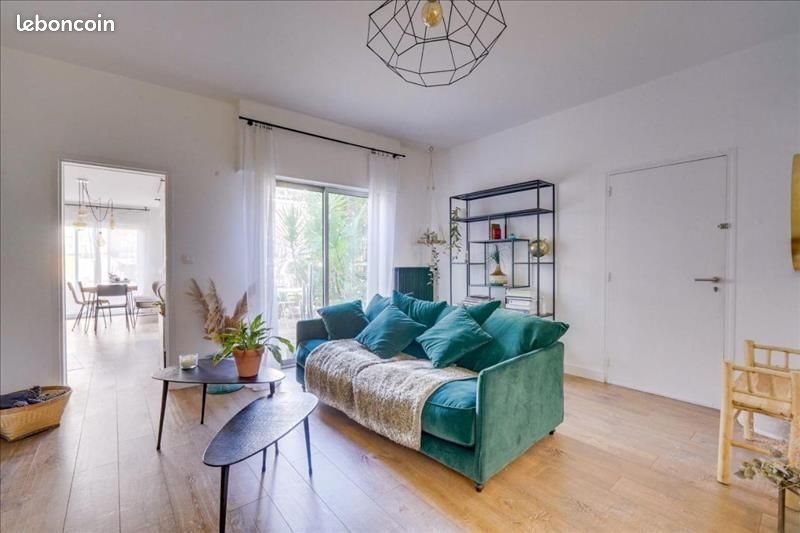 Appartement à louer, 56m², Bordeaux