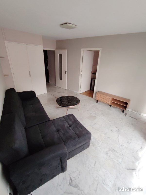 Appartement à louer, 55m², Pont-de-Chéruy