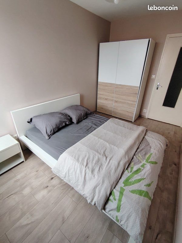 Appartement à louer, 55m², Pont-de-Chéruy