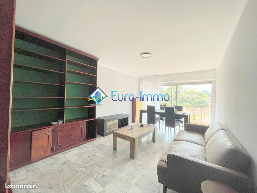 Appartement à louer, 70m², Nice