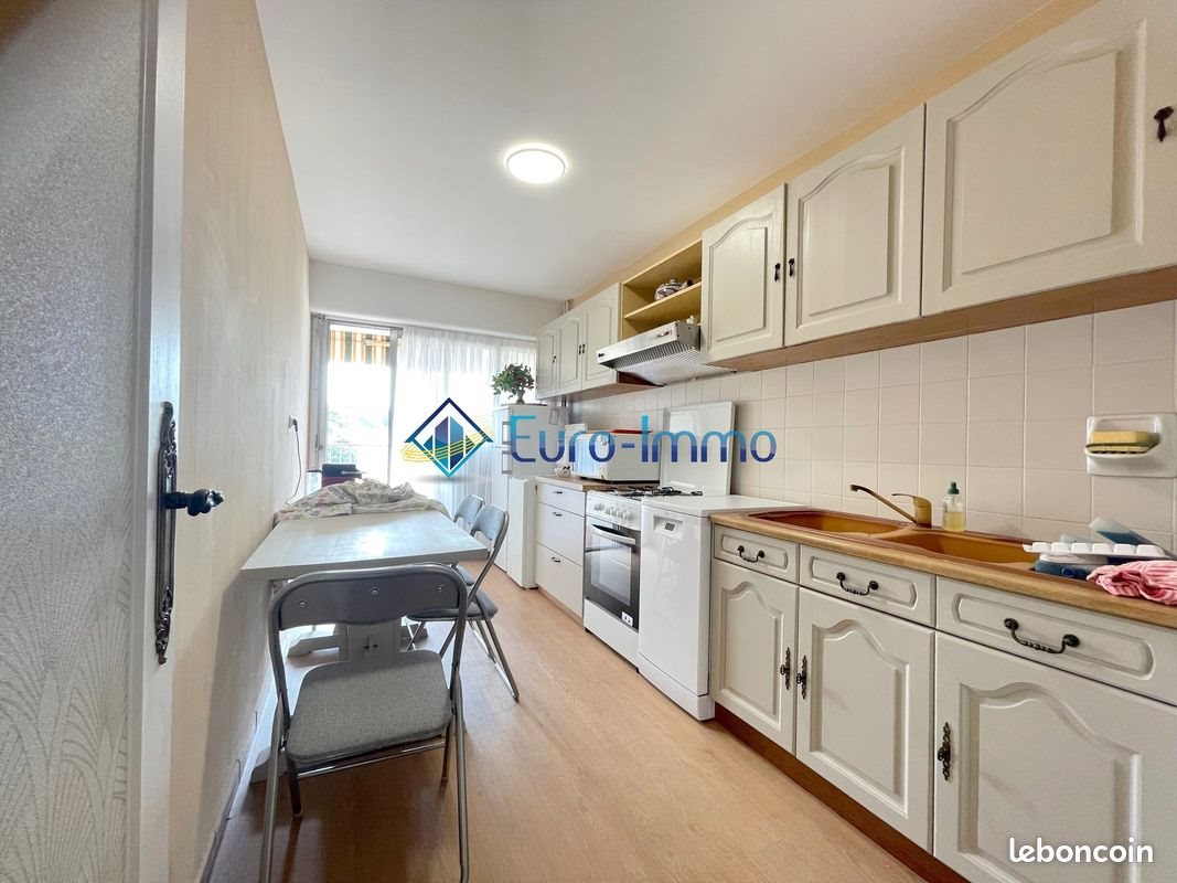 Appartement à louer, 70m², Nice