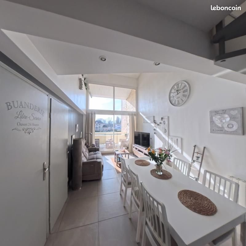 Appartement à vendre, 95m², Pont-de-Chéruy