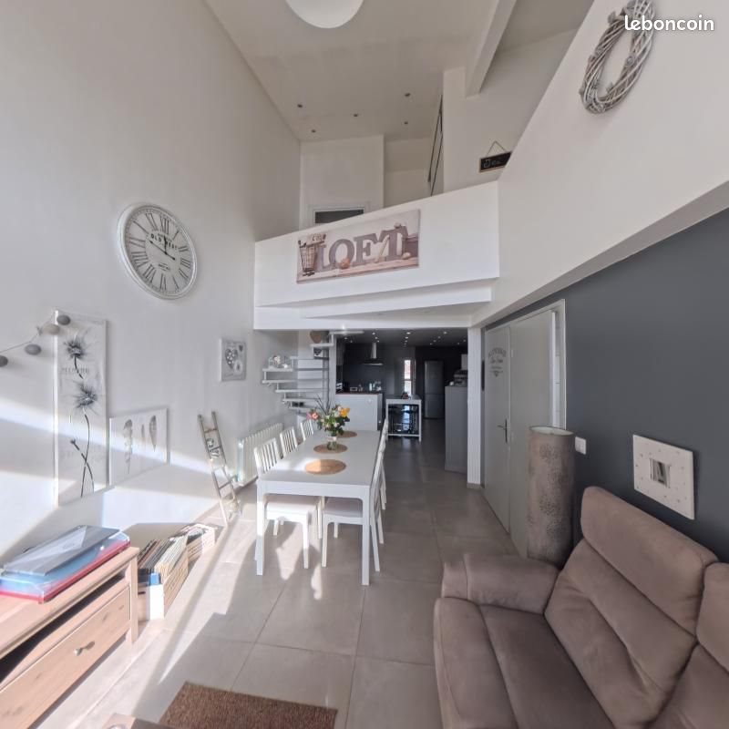 Appartement à vendre, 95m², Pont-de-Chéruy