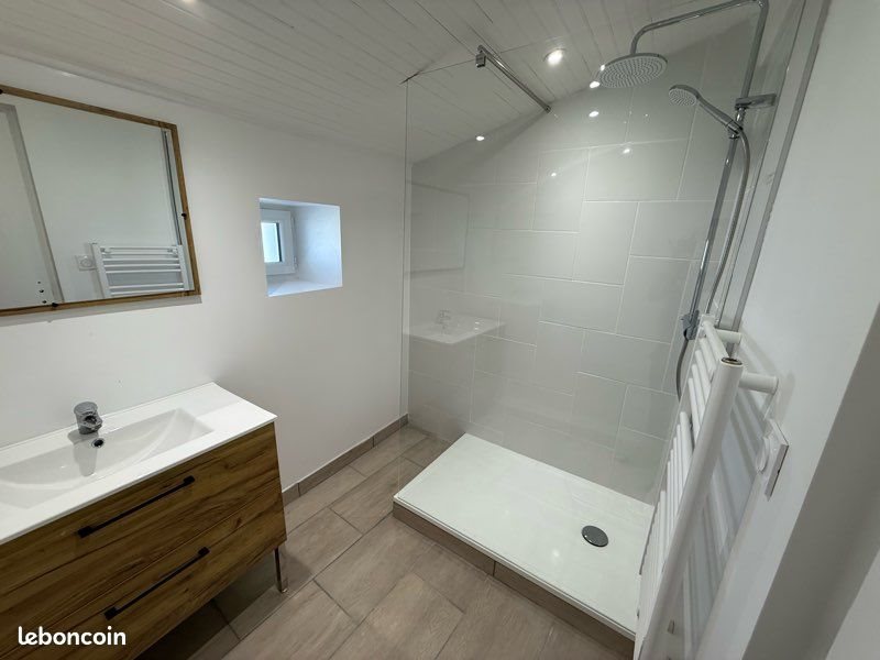 Appartement à louer, 70m², Sainte-Sigolène