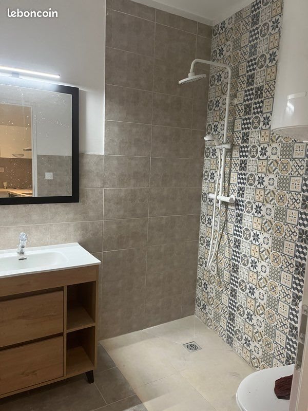 Appartement à louer, 28m², Pont-Saint-Esprit