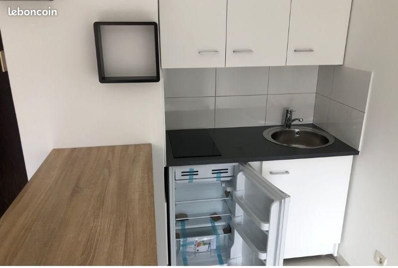 Appartement à louer, 29m², Marseille 8ème