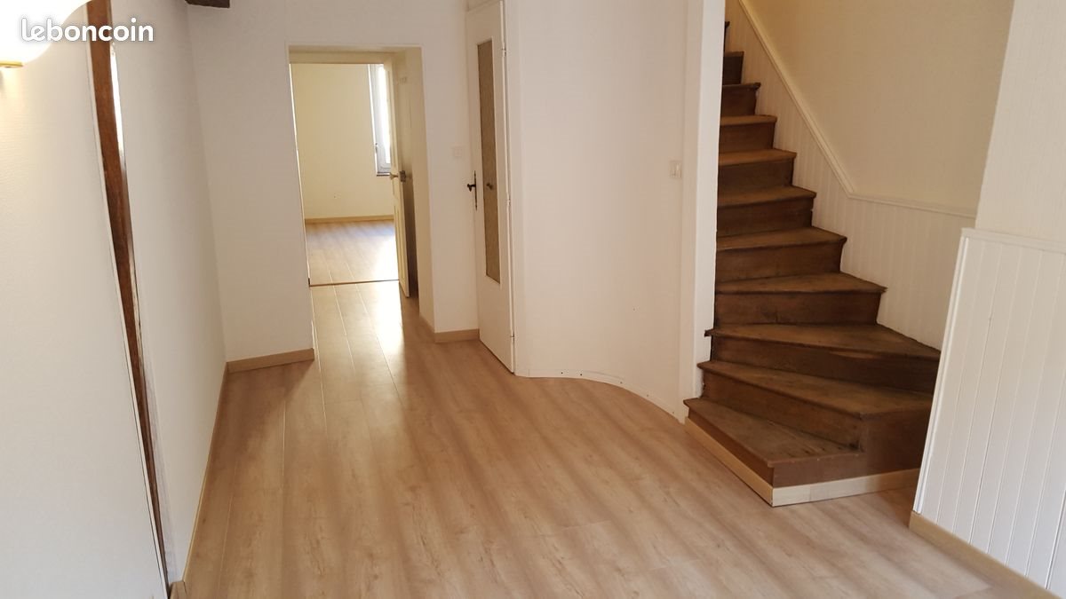 Appartement à louer, 78m², Vauvillers