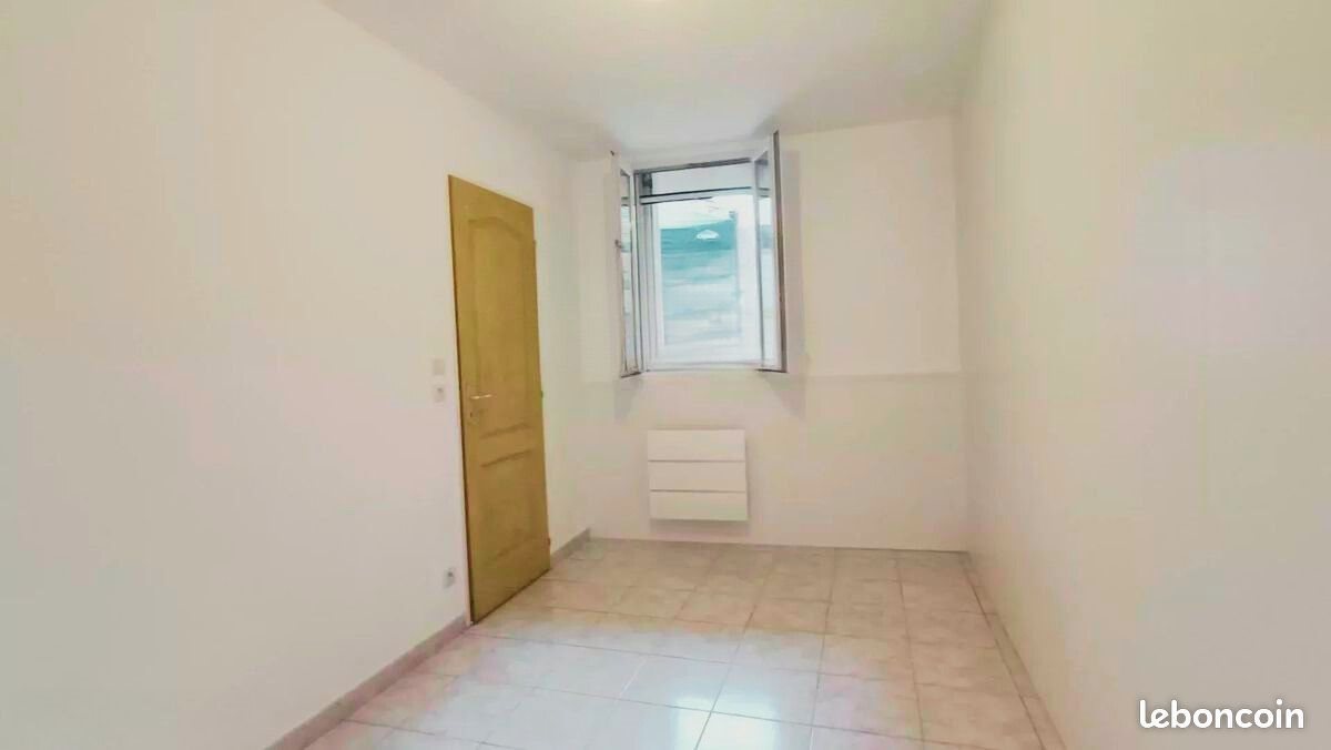 Appartement à louer, 29m², Bédarieux