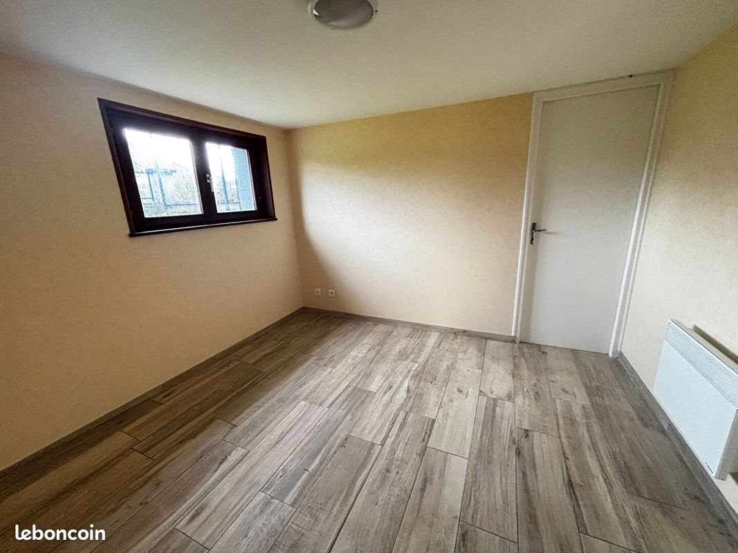 Maison à louer, 88m², Breuches