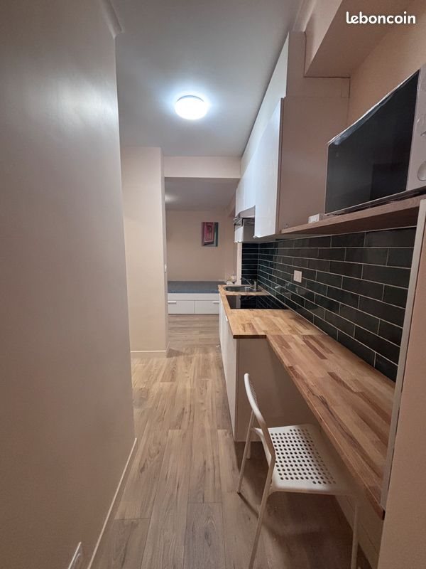Appartement à louer, 29m², Paris 20ème