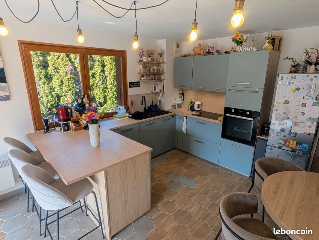 Appartement à vendre, 71m², Thônes