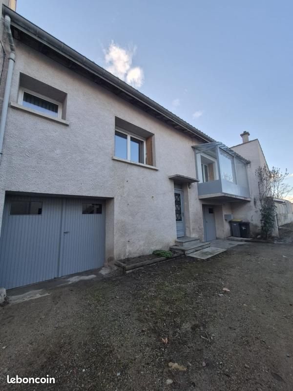 Maison à louer, 69m², Saint-Marcellin-en-Forez