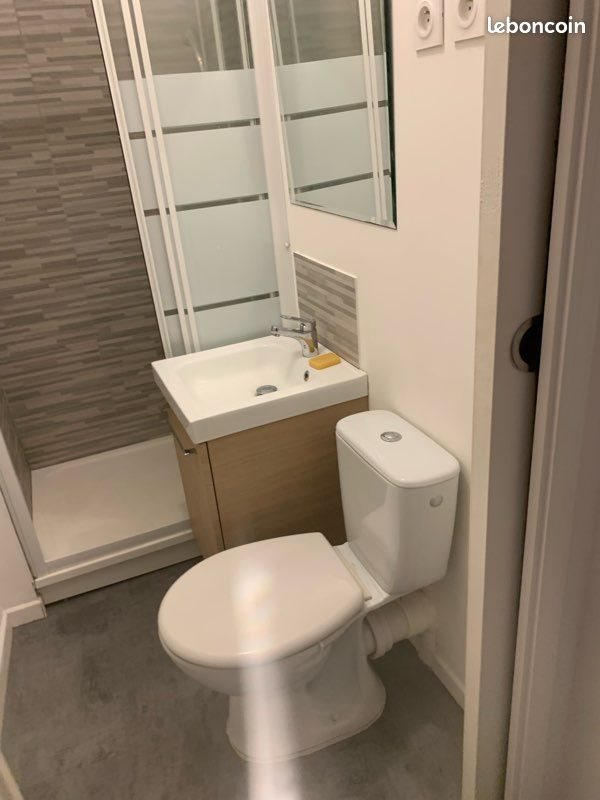 Appartement à louer, 28m², Cuges-les-Pins