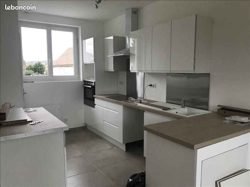 Maison à louer, 75m², Terrasson-Lavilledieu