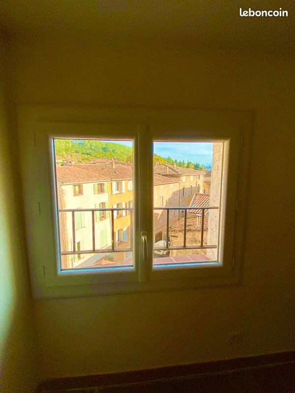 Appartement à louer, 75m², Cotignac