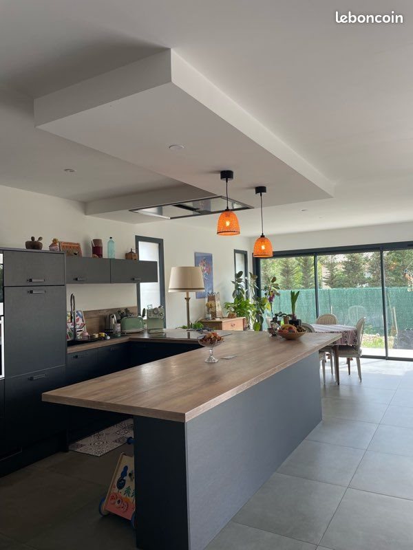 Maison à louer, 170m², Thuir