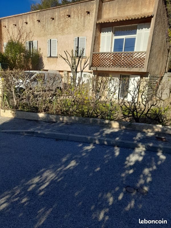 Maison à louer, 100m², Lorgues