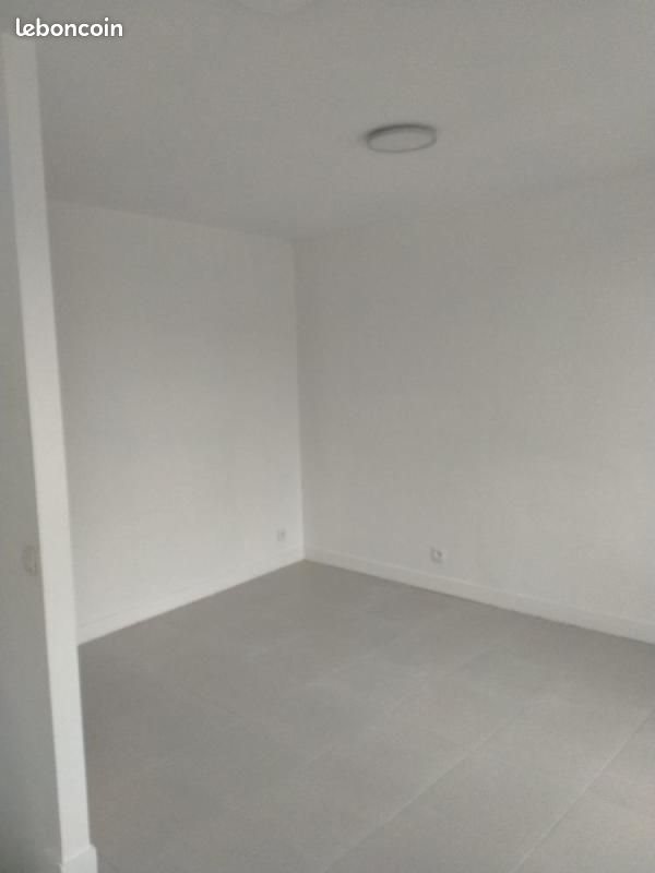 Appartement à louer, 51m², La Fère
