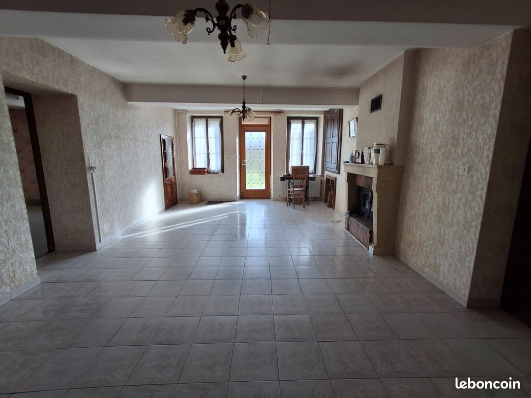 Maison à vendre, 102m², Bresnay