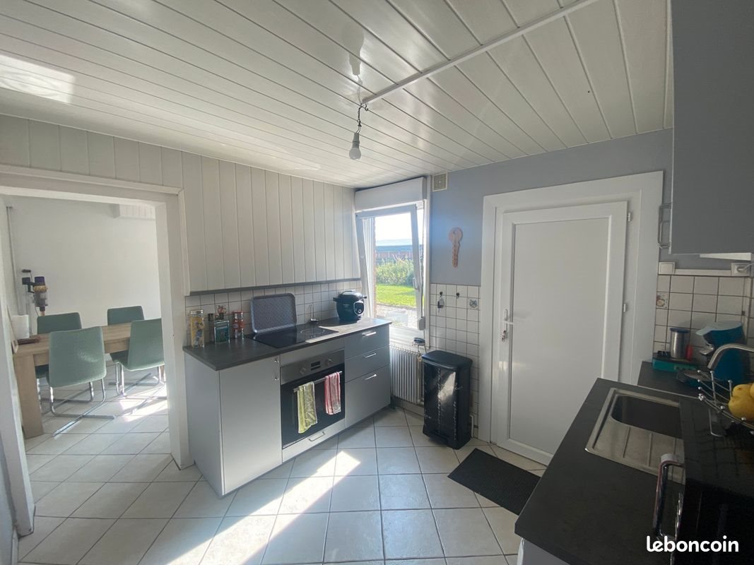 Maison à louer, 98m², Santes