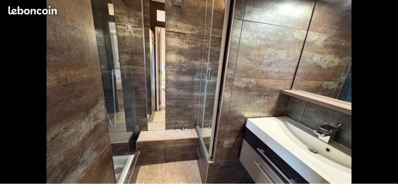 Appartement à louer, 53m², Thiers