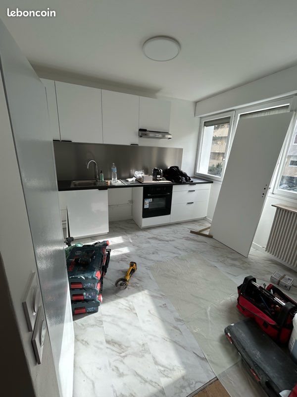 Appartement à louer, 2m², Lyon 8ème