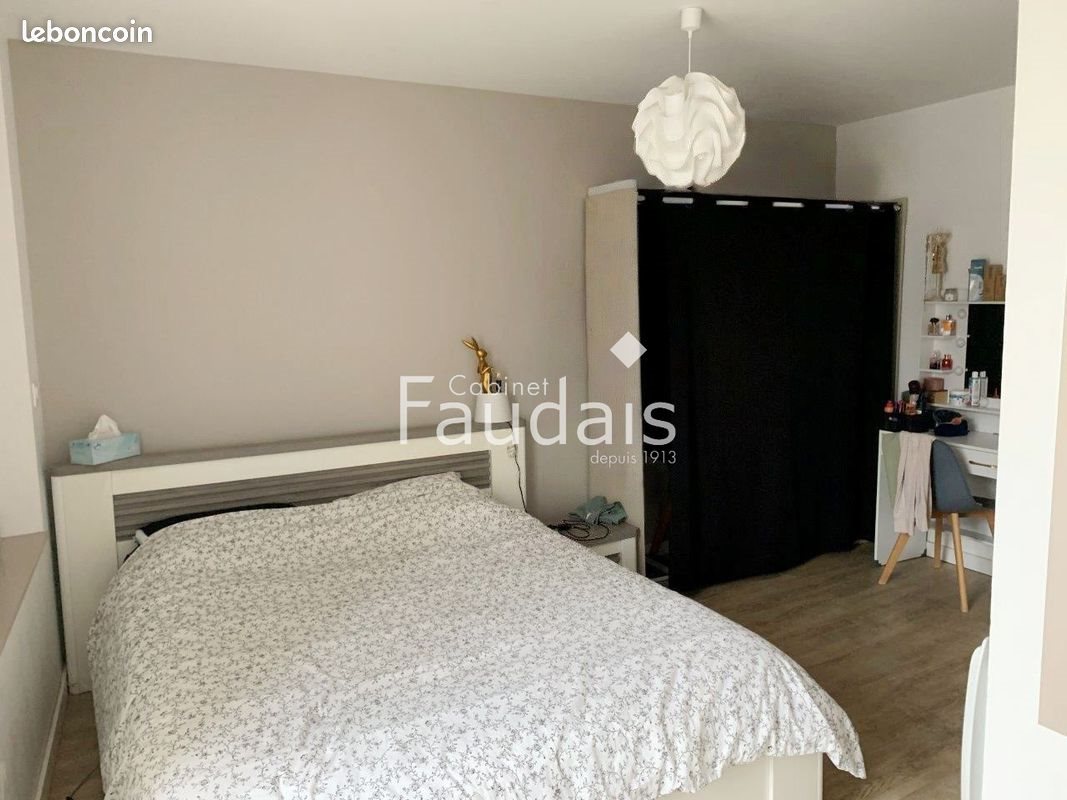 Appartement à louer, 75m², Carentan