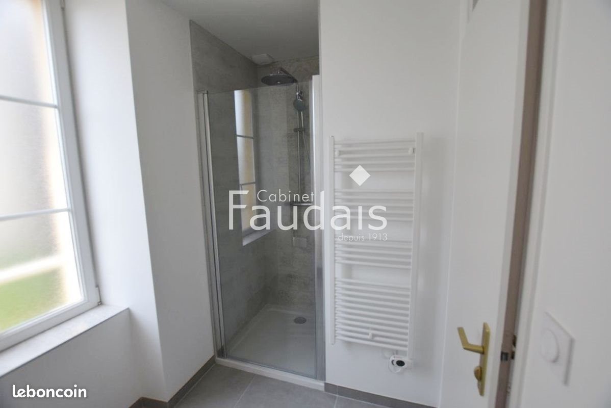 Appartement à louer, 75m², Carentan