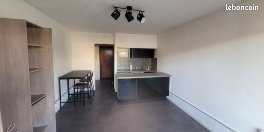 Appartement à louer, 23m², Marseille 10ème