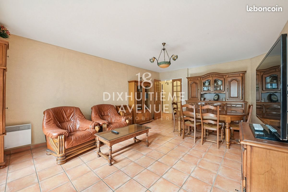 Appartement à louer, 86m², Paris 18ème