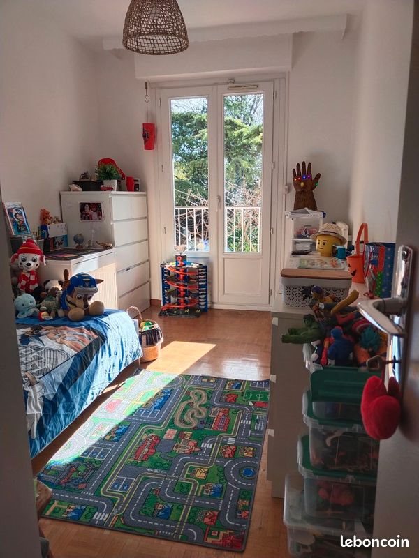 Appartement à louer, 45m², Aubagne