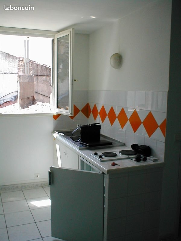 Appartement à louer, 26m², Nîmes