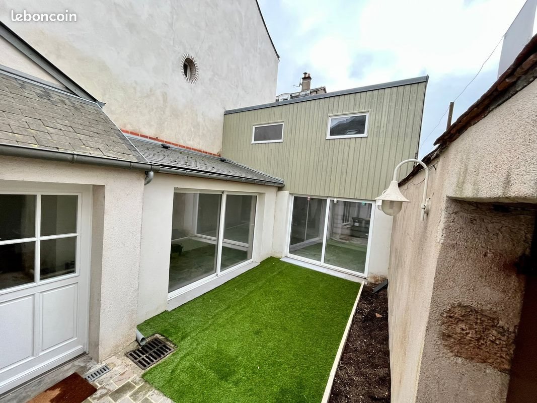 Maison à louer, 94m², Orléans