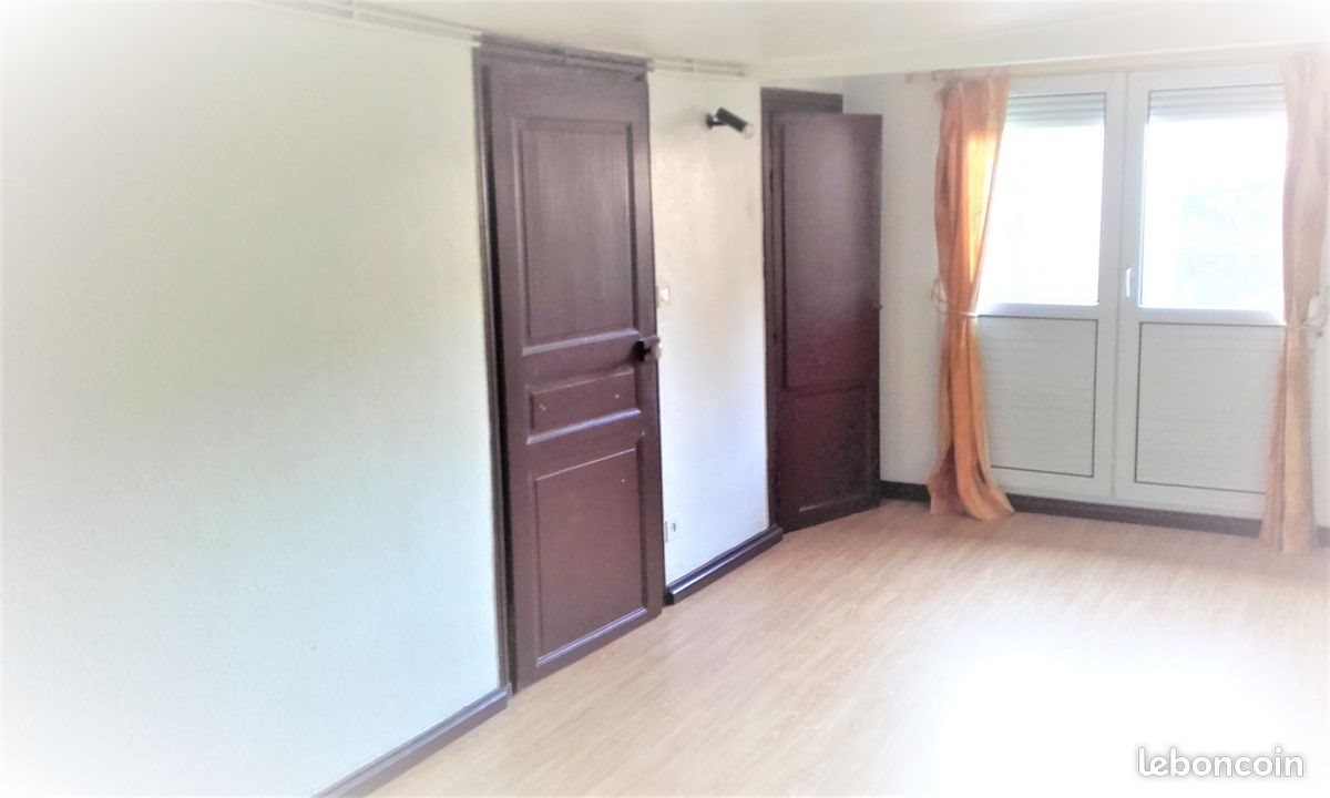 Appartement à louer, 38m², Autun