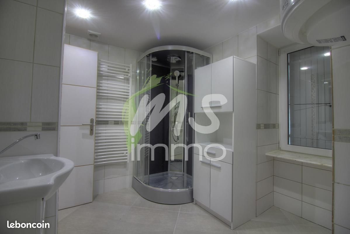 Appartement à louer, 26m², La Saulce