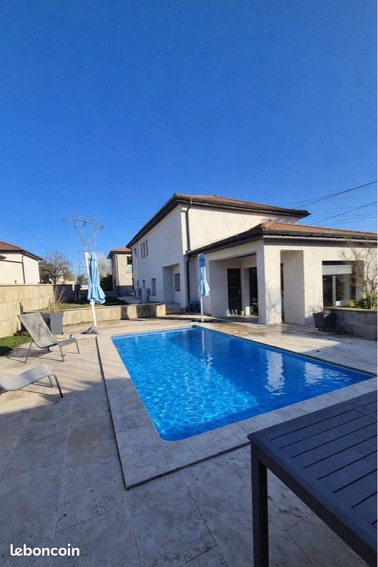 Appartement à louer, 120m², Mions